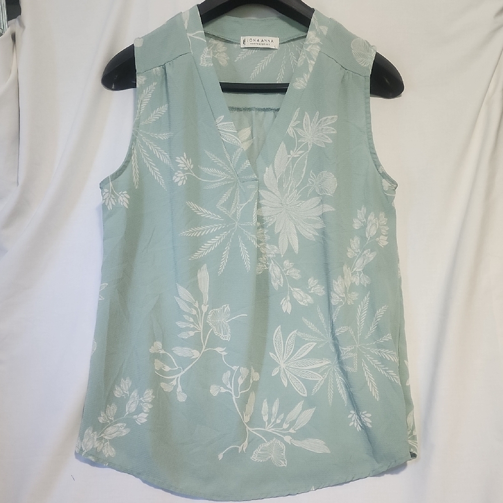 Jon & Anna Mint Green Floral Sleeveless V-Neck Blouse